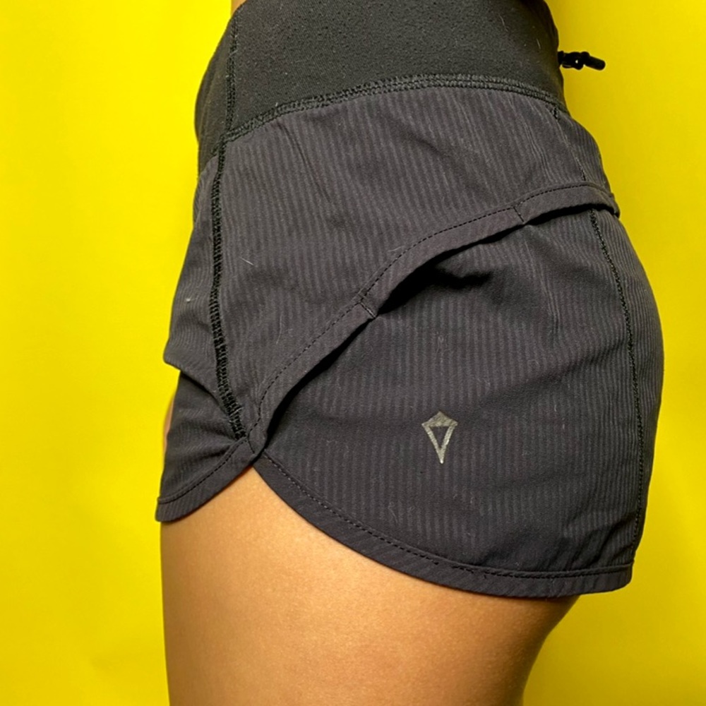 Black ivivva shorts